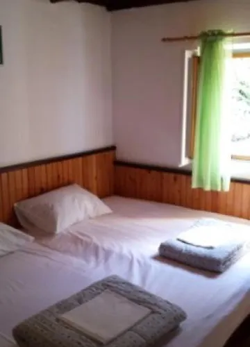 Robinson House With Sea View, Terrace Tatil Evi *
