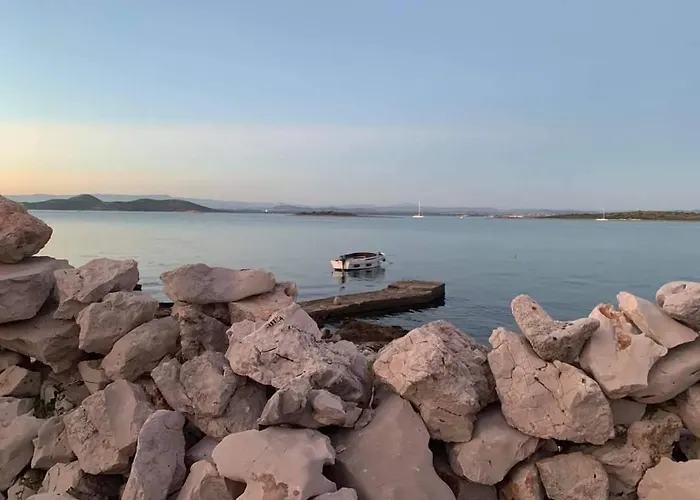Tatil Evi Robinson House With Sea View, Terrace *