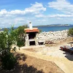 Robinson House With Sea View, Terrace * تكون