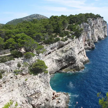 Robinson House With Sea View, Terrace * Tkon